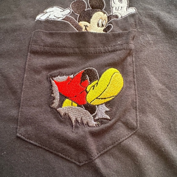 Disney Mickey Mouse Embroidered Stepping Out Of Pocket mens large - Picture 4 of 7